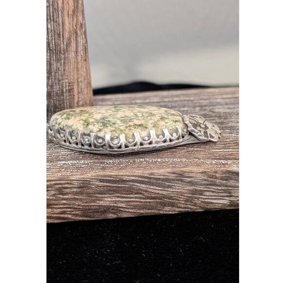 Thulite or Unakite Large Stone Pendant Set in Sterling 925 Marked 'Irene' - Picture 4 of 8